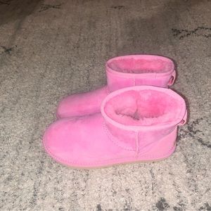 Pink Short Uggs!